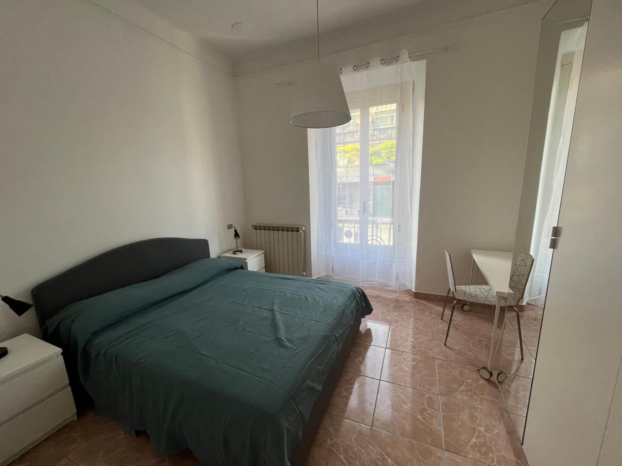 In Zona De Angeli, Appartement Milan
